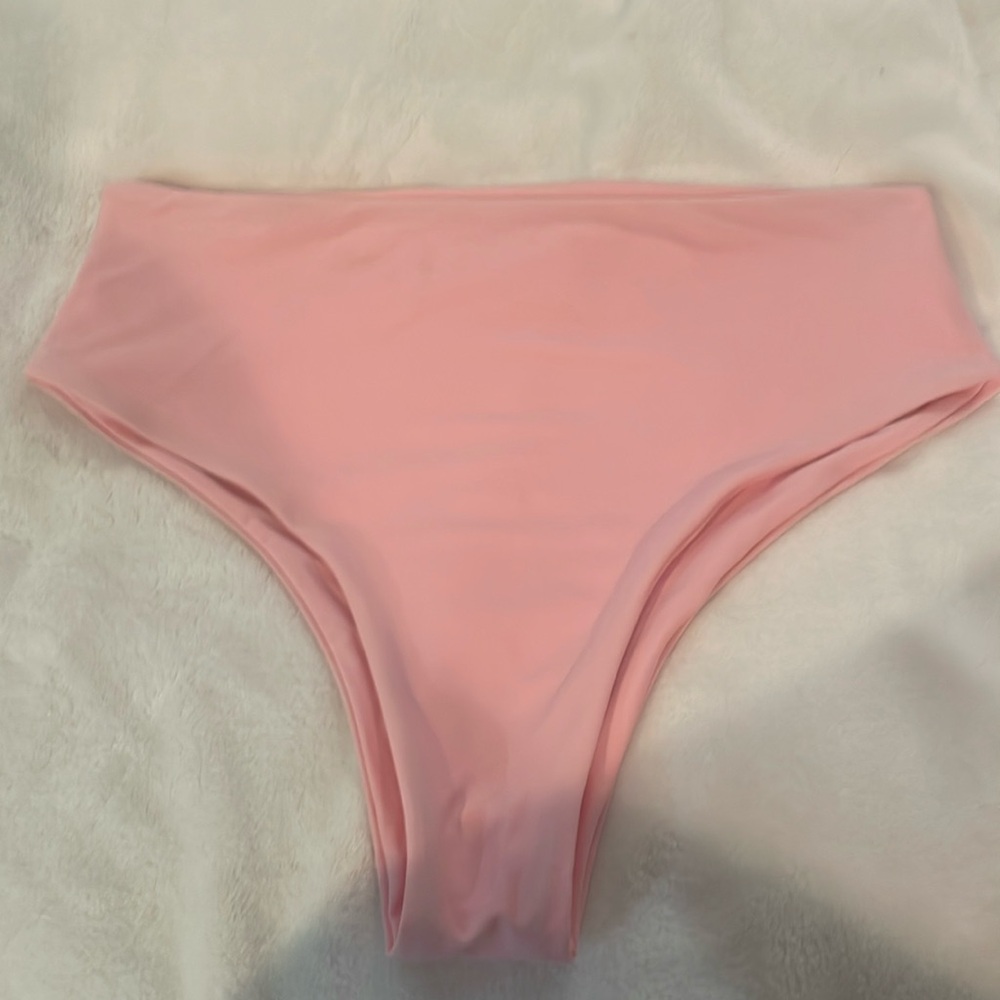 Beach bunny high waisted light pink swim bottoms